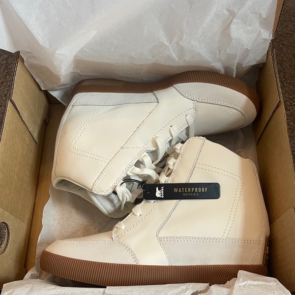 SOREL White Women's Out N About Wedge Boot - NWT Size 8.5 - Picture 7 of 11